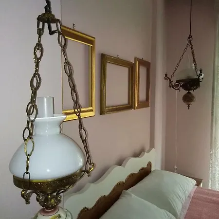 Shabby Chic 3a Apartment *